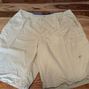 Simms Men's XL Cor3 Tan Shorts Fishing guide lightweight excellent condition